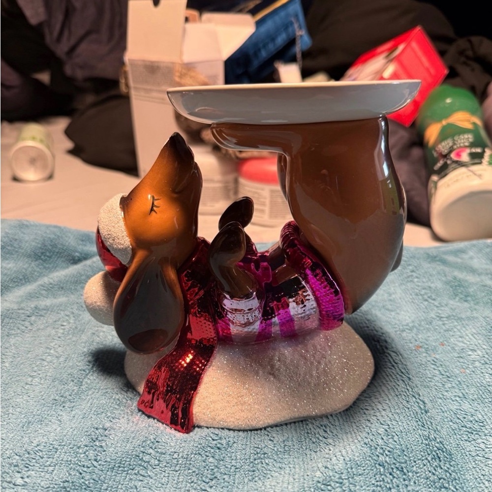 Bath and bodywork’s Dachshund Pedestal 3 wick candle holder